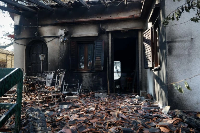 Γερμανικά ΜΜΕ: «Έχτιζαν αυθαίρετα στο Μάτι – Το συζητάνε χρόνια στην Ελλάδα»